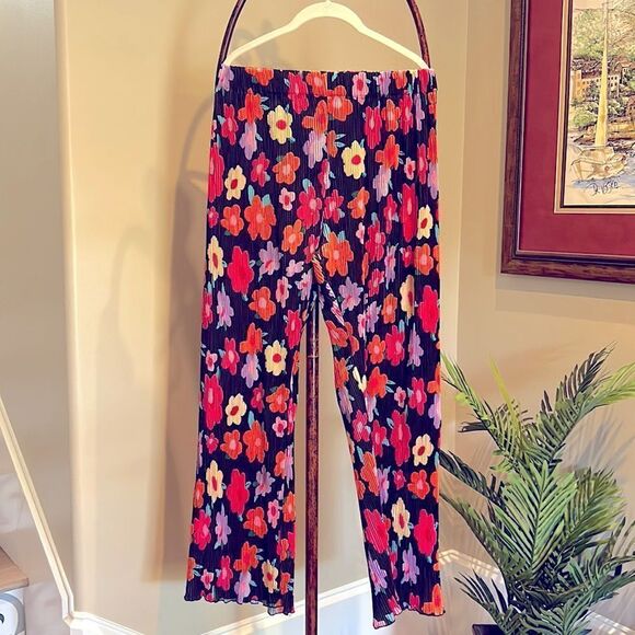 Crazy Hippie Pants - Picture 1 of 5